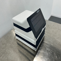 Lonza 4D-Nucleofector Transfection System image 0